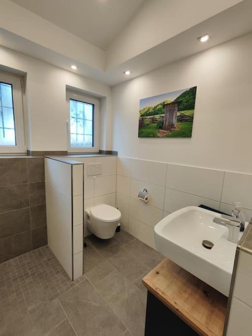 Ferienhaus Moni Gunningen Экстерьер фото